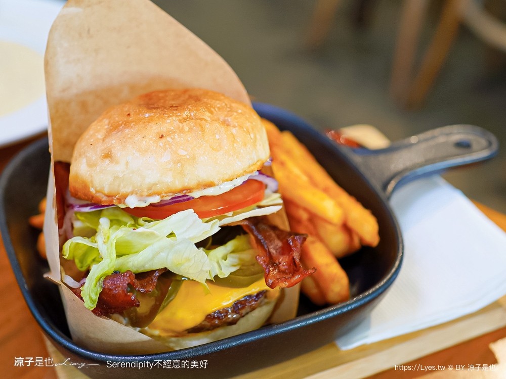 serendipity 不經意的美好 菜單 台南美食 蝸牛巷餐廳 老宅 朱熹漢堡 新品牌 小吃 義大利麵