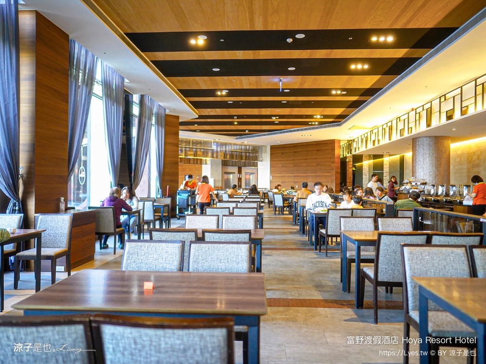 高雄富野渡假酒店 高雄親子飯店 溜滑梯房型 優惠專案 早餐 高雄住宿 輕軌凱旋瑞田站 親子套房 港都浪潮夜市