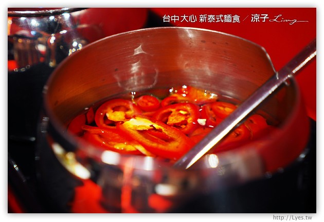 台中-大心 新泰式麵食-瓦城系列的大心麵食餐廳在勤美誠品呦