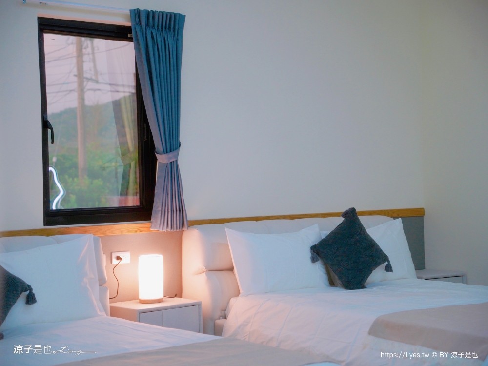 墾丁包棟民宿 屏東住宿 滿州住宿 touch villa 泳池 房型 庭院 卡拉ok 烤肉