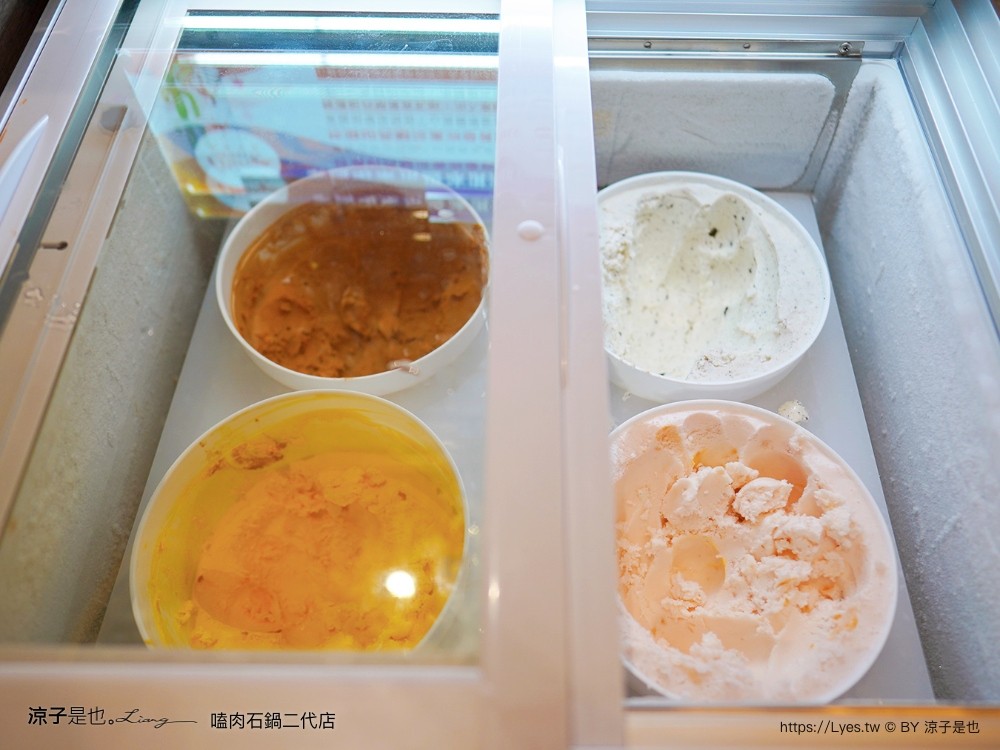 嗑肉石鍋 北屯軍福店 全新二代店 台中火鍋吃到飽推薦 蔬菜 火鍋料 飲料 冰品自助吧 buffet