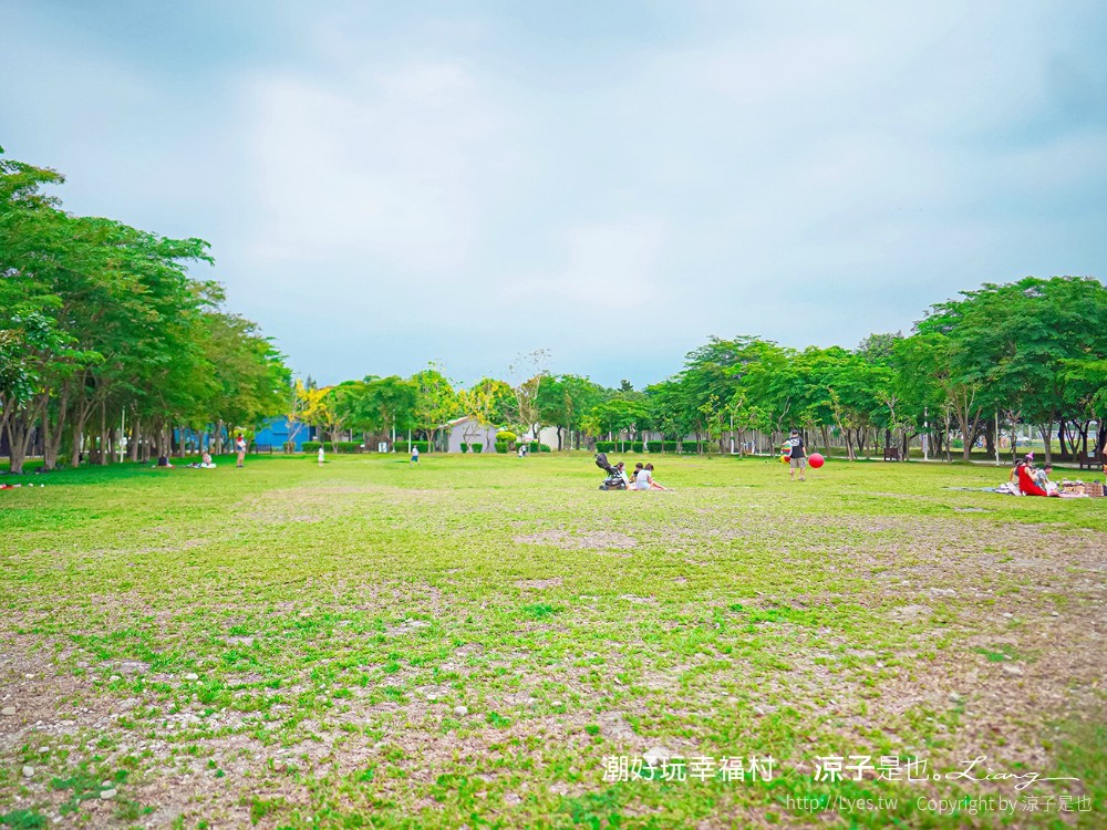 潮好玩幸福村 屏東親子景點 免門票親子公園 溜滑梯 盪鞦韆 沙坑 森林跑道