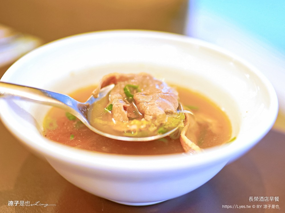 長榮桂冠酒店 台南住宿 台糖長榮台南 游泳池飯店 早餐 評價 親子 遊戲室