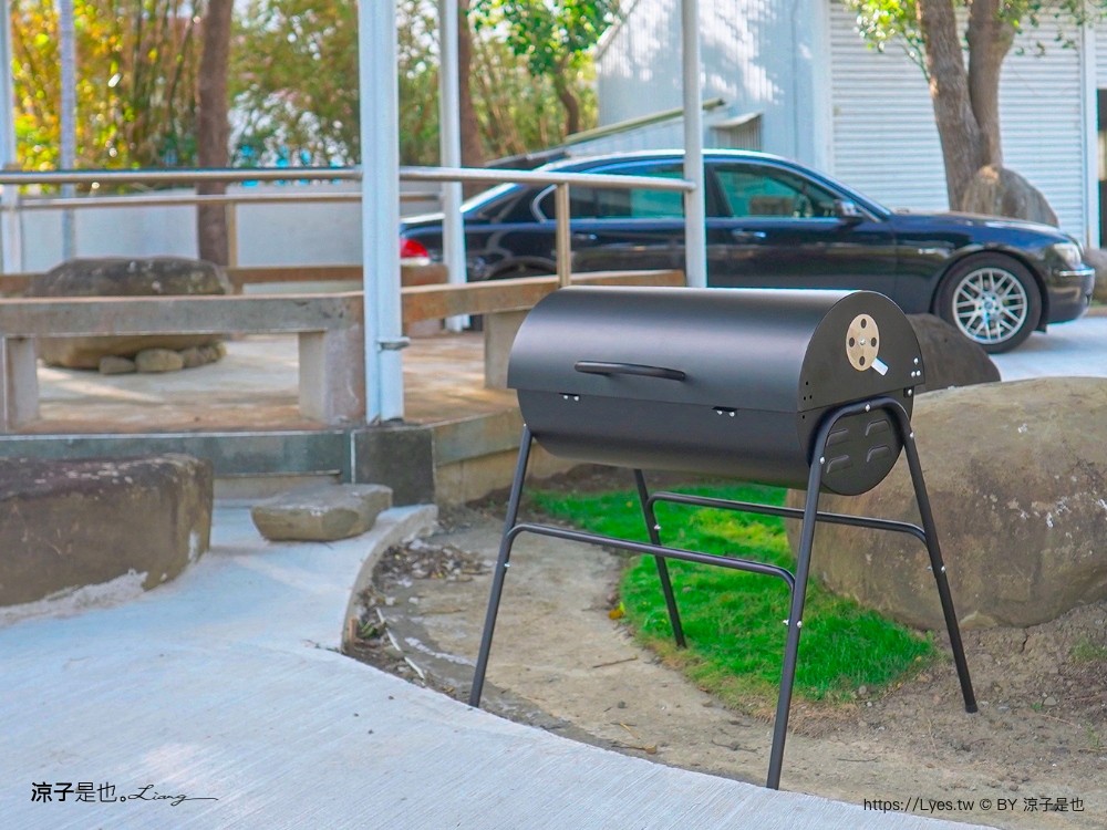 墾丁包棟民宿 屏東住宿 滿州住宿 touch villa 泳池 房型 庭院 卡拉ok 烤肉