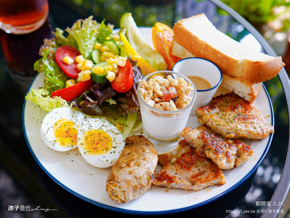 朝顏屋32k 菜單 桃園早午餐 桃園咖啡館 森林系溫室餐廳 披薩 桃園下午茶 隱藏版 貝果 停車 鐵路咖啡