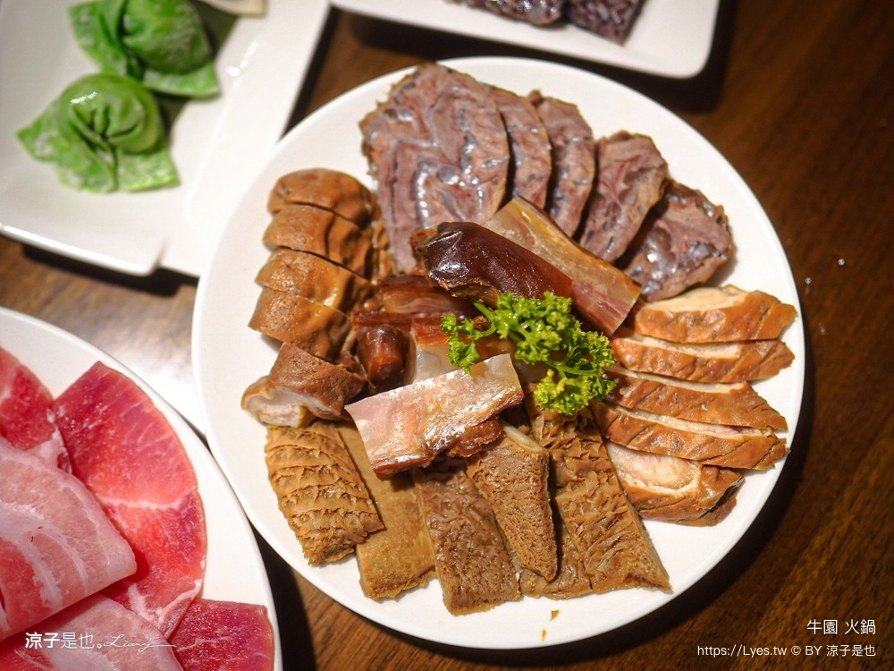 牛園火鍋 台南安平店 菜單 台南火鍋 麻辣鍋 海鮮火鍋 沙嗲鍋 聚餐餐廳 台南壽星優惠 台南安平美食推薦