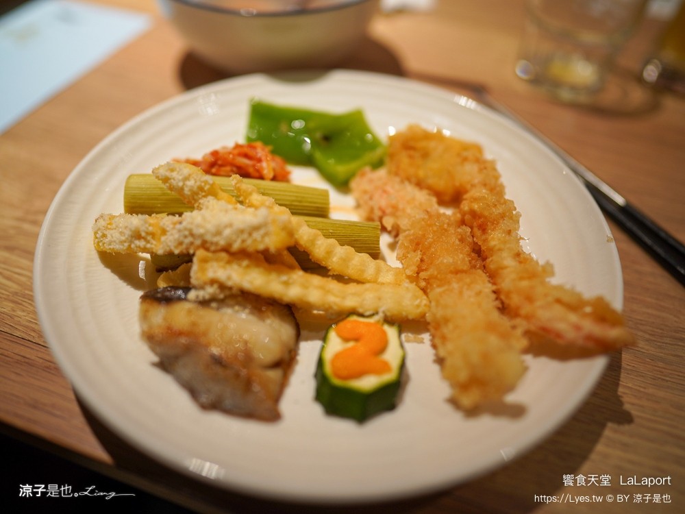 饗食天堂 lalaport 台中吃到飽推薦 必吃料理 台中美食 吃到飽餐廳 buffet 價位 牛排 生魚片 甜點