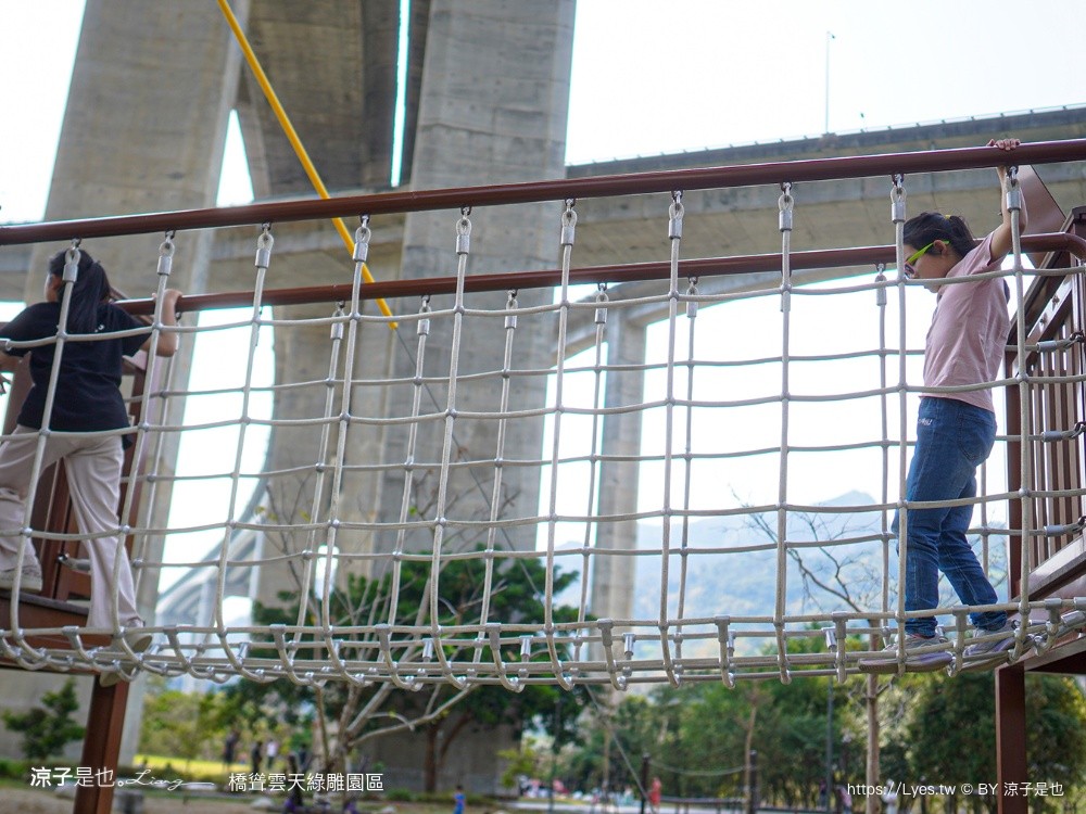 橋聳雲天綠雕園區 南投景點 國姓景點 南投免費景點 南投親子景點
