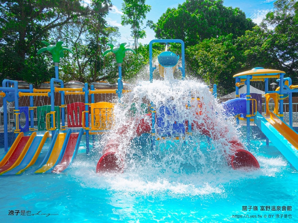 關子嶺富野溫泉會館 台南溫泉飯店 泥漿溫泉 台南親子住宿 泳池戲水區 房價優惠 房型 早餐 和式 開幕 關子嶺泡湯 大眾泡湯池 游泳池 親子家庭房