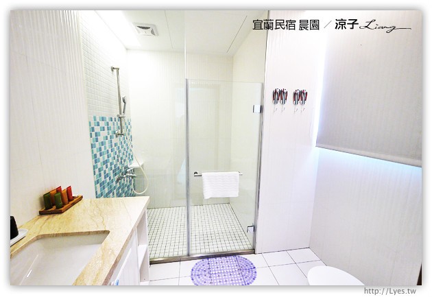 宜蘭民宿-晨園民宿-靠近傳藝中心，每間房都有陽台可以放空的宜蘭民宿