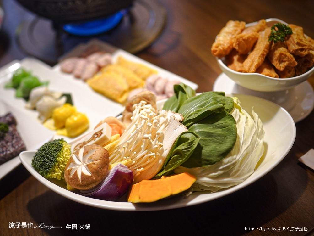 牛園火鍋 台南安平店 菜單 台南火鍋 麻辣鍋 海鮮火鍋 沙嗲鍋 聚餐餐廳 台南壽星優惠 台南安平美食推薦