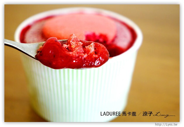 台中-LADUREE馬卡龍(新光三越)-Ladurée來自法國的夢幻頂級馬卡龍試吃報告