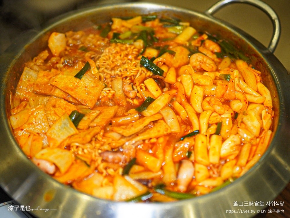 釜山三味食堂 사위식당 台中韓式料理 一中街美食 一中街韓式料理 台中新開幕餐廳
