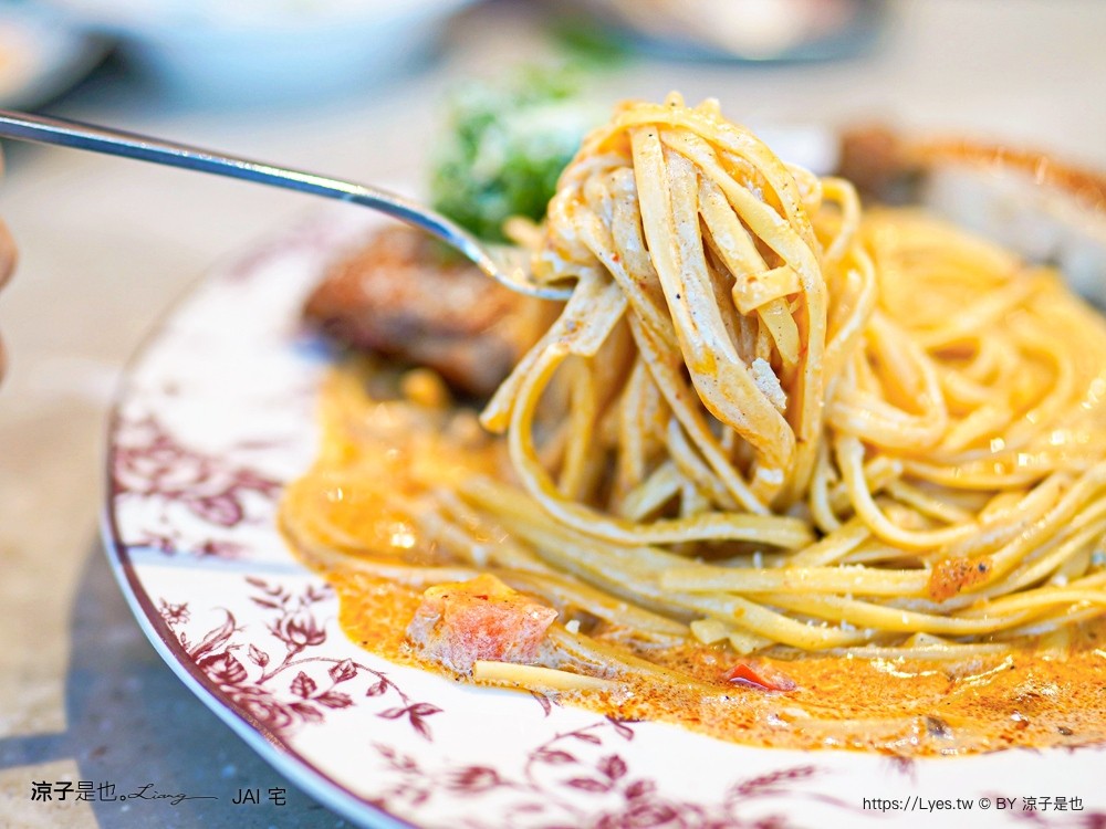jai宅 水湳 菜單 台中美食 義大利麵 披薩 hun混 玻璃屋 餐廳 北屯景觀餐廳