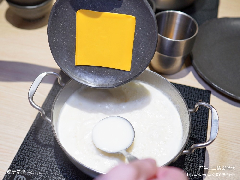 鬥牛士二鍋 菜單價位 台中 火鍋吃到飽 壽喜燒 台中新時代餐廳 生日 訂位 cp值 平價火鍋