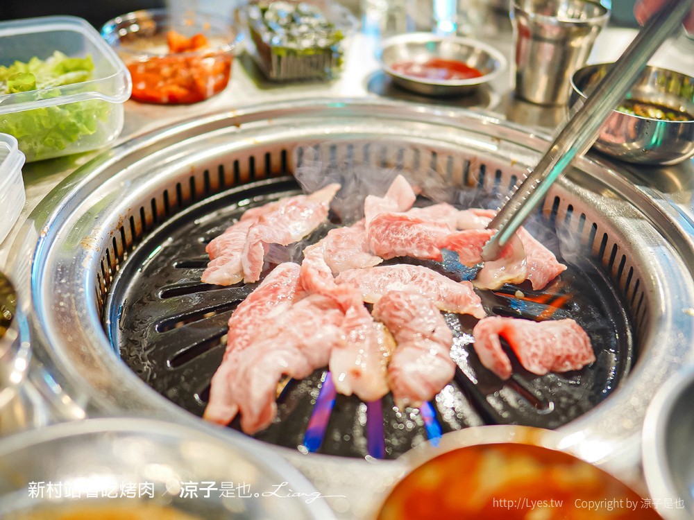 新村站著吃烤肉 台中2号店 PARK2草悟廣場美食 韓國首爾60年排隊老店 台中韓式烤肉