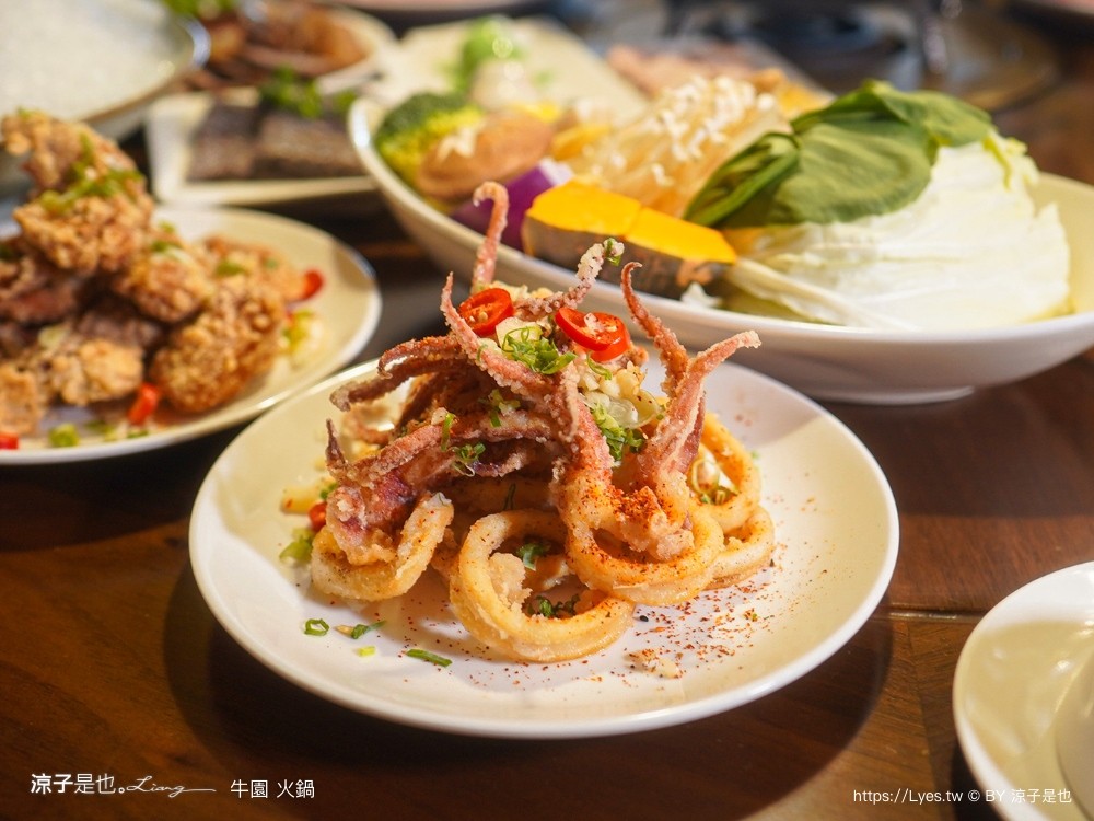牛園火鍋 台南安平店 菜單 台南火鍋 麻辣鍋 海鮮火鍋 沙嗲鍋 聚餐餐廳 台南壽星優惠 台南安平美食推薦