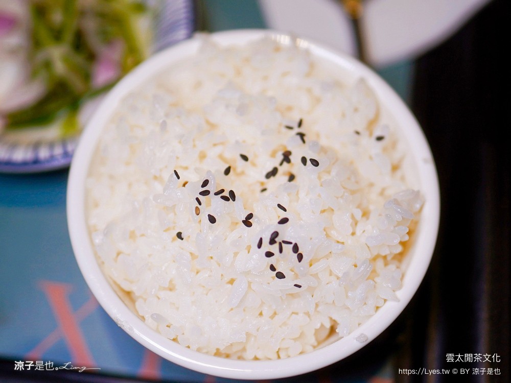 雲太閒茶文化 菜單 台中美食 南屯餐廳 茶點 春水堂 藝術 停車場 包廂低消 價位
