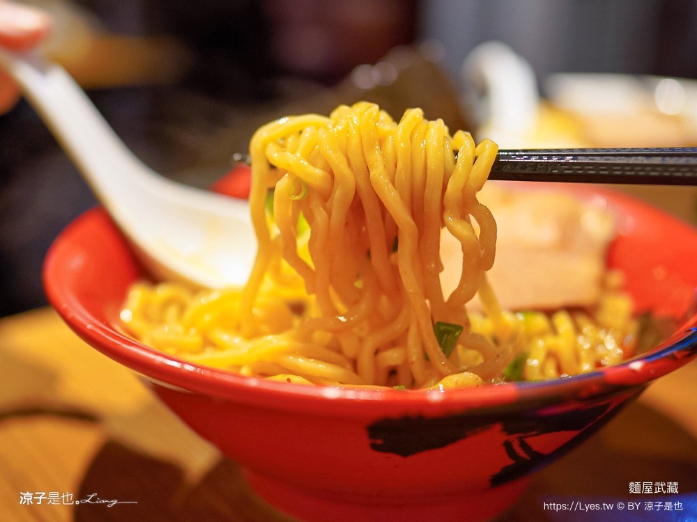 麵屋武藏 武骨 菜單 高雄美食 高鐵左營站 高雄拉麵 訂位 日式拉麵
