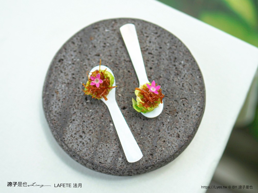lafete．法月 菜單 台中 法式料理 約會慶生餐廳 玻璃屋 老宅 庭園餐廳 台中西區 景觀餐廳 午間套餐 晚餐 假日套餐 訂位