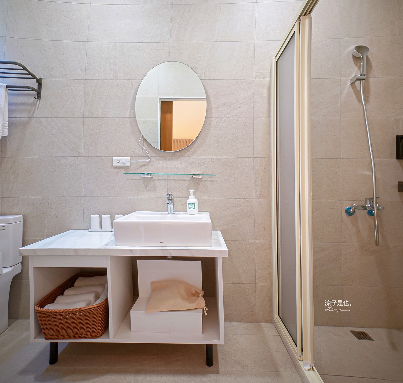 葉子祕境 南投埔里民宿 森林住宿 豪華懶人露營 一泊二食 netflix disney 日月潭 早餐 晚餐