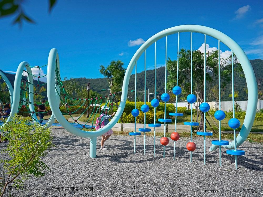 福興溫泉區親子共融公園 埔里 日式溫泉公園 南投景點 溫泉主題 埔里親子公園 泡腳池 攀爬網 沙坑 親子景點