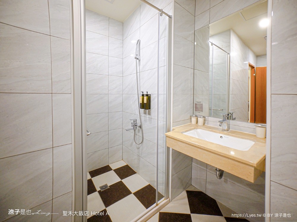 hotel a 聖禾大飯店 台南住宿推薦 保安路國華街 小西門圓環 早餐 房型 房價