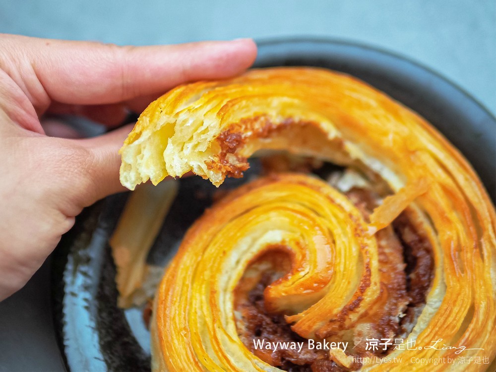 餵餵麵包 台中北屯 美食 餐廳 小吃 麵包店 生吐司 可頌 巧克力卡雷酥 Wayway Bakery