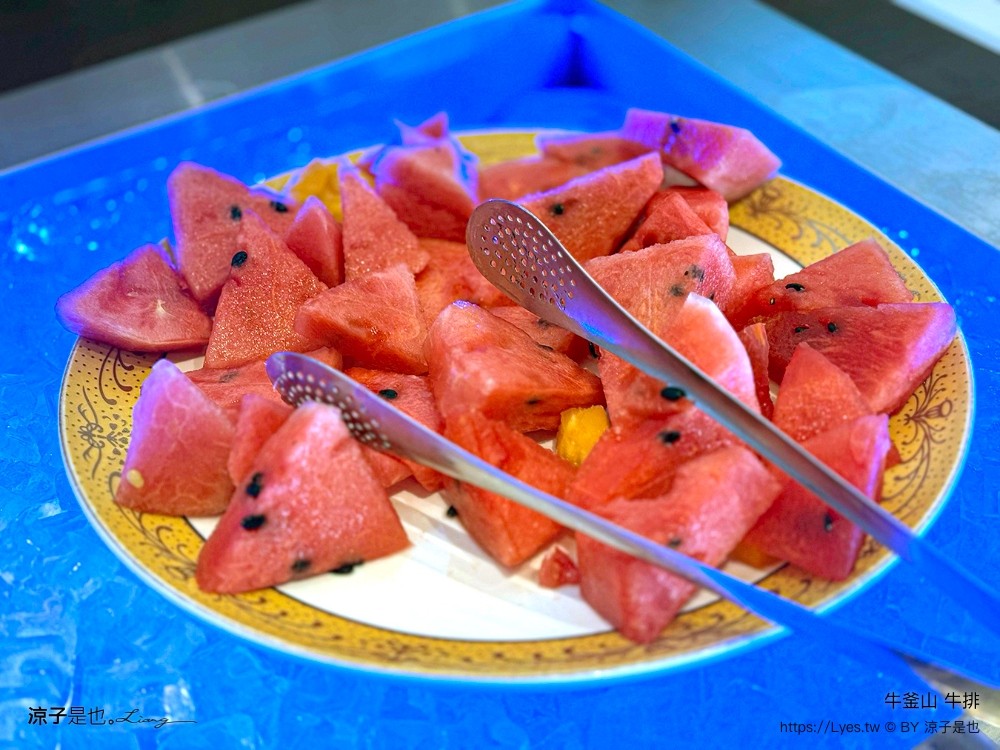 牛釜山牛排 菜單 台中大里店 大里美食 台中牛排 自助吧吃到飽 平價牛排 吃到飽餐廳 台中親子餐廳 慶生餐廳