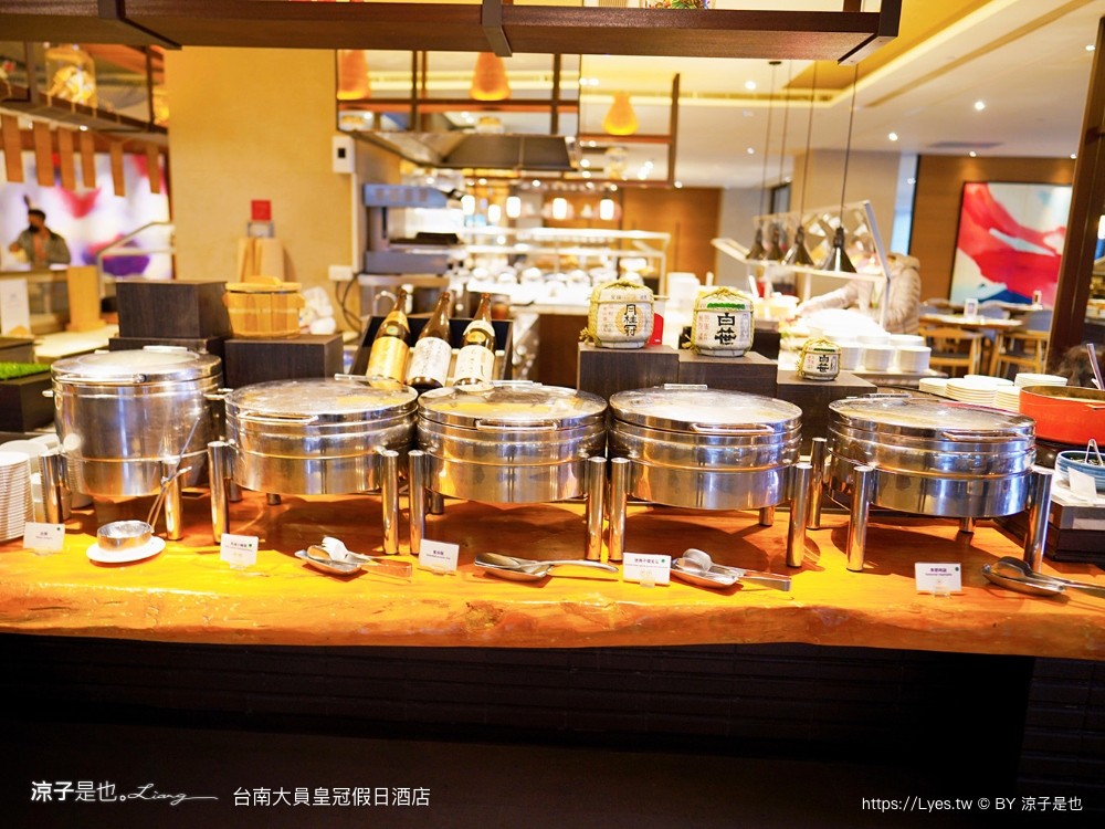 台南 大員皇冠假日酒店 台南安平住宿 親子飯店 泳池 安平 早餐 自助餐 海景房