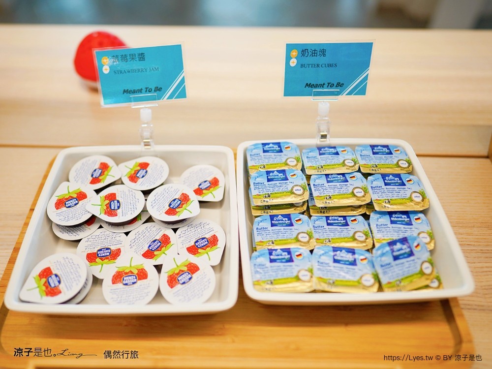 偶然行旅 嘉義飯店 文化路夜市旁 嘉義平價住宿 四人房 車場 文化鹿行旅 房價評價