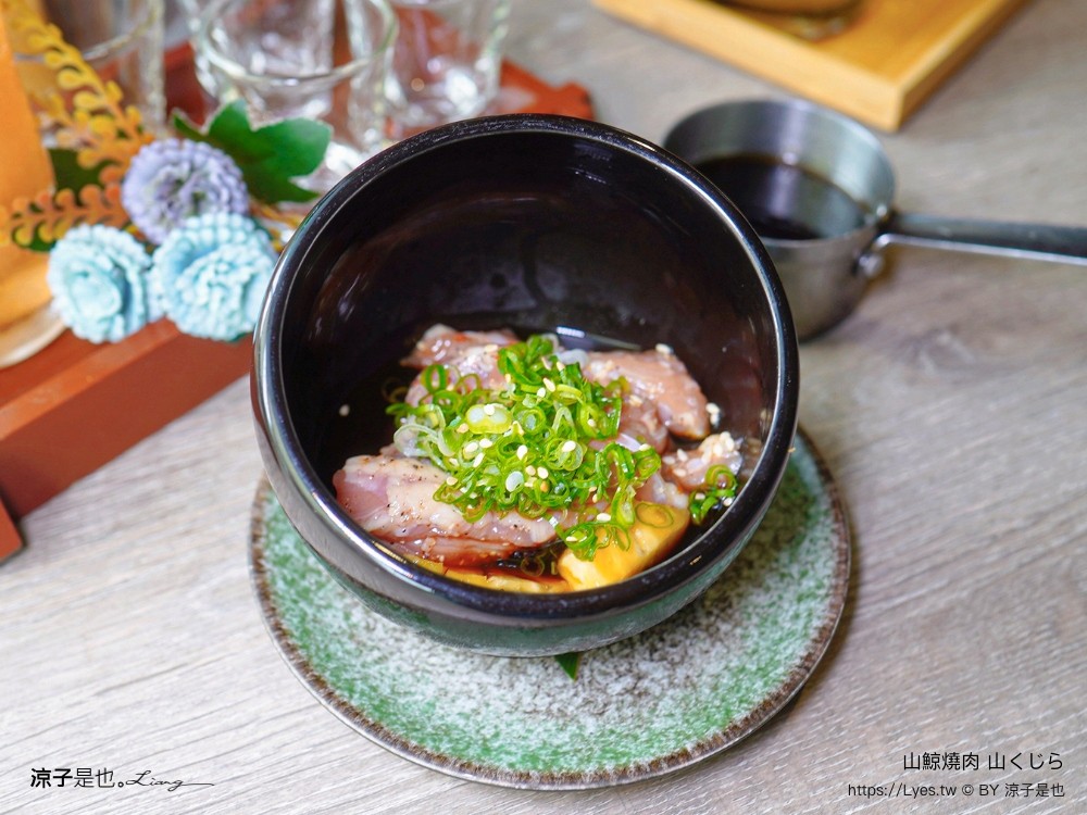 山鯨燒肉 菜單 台中漢口 燒肉美食 生日優惠 停車 訂位 優惠 台中燒肉餐廳推薦 和服 網美必拍 寶箱