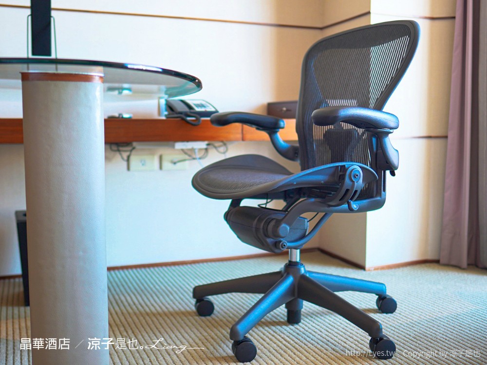 台北飯店-晶華酒店 買住宿送餐飲優惠 兒童遊戲室x浪漫星光泳池電影院 大班廊雅逸居開箱 享受城市親子輕旅行