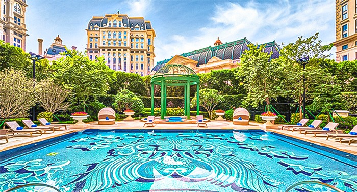 澳門飯店-澳門上葡京 房型x早餐x健身房x泳池x親子設施 上葡京綜合度假村 歐風建築華麗舒適有質感 澳門飯店推薦