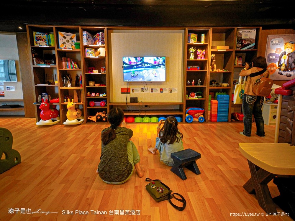 台南晶英酒店 台南住宿 星級飯店 親子飯店 房型 泳池 早餐 兒童遊戲室 餐廳 silks place tainan
