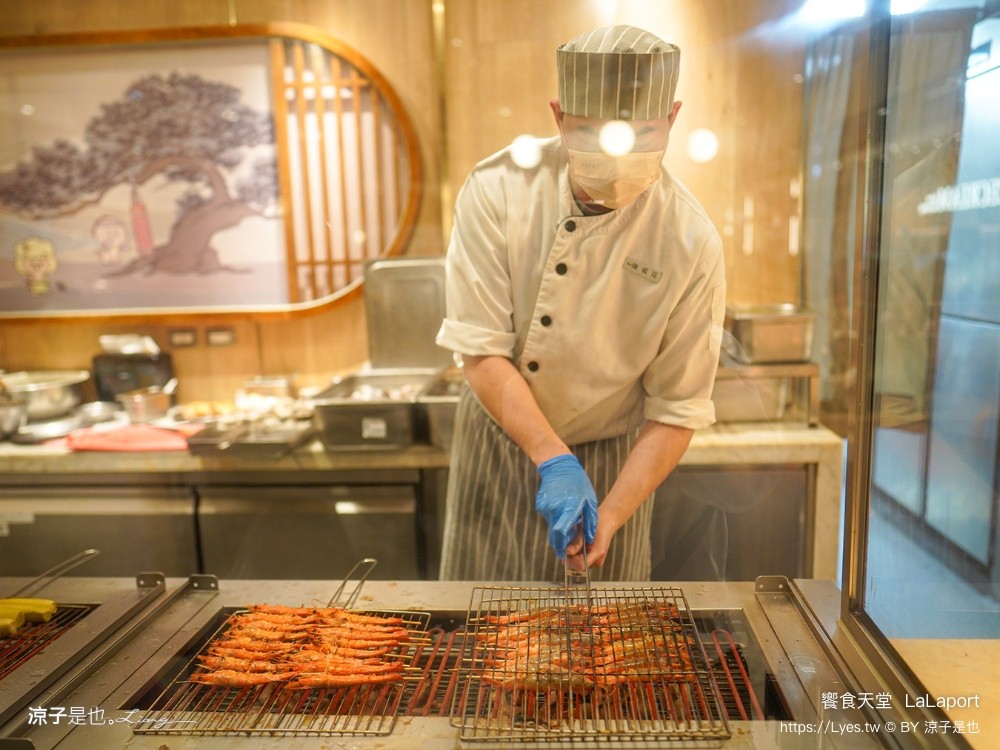 饗食天堂 lalaport 台中吃到飽推薦 必吃料理 台中美食 吃到飽餐廳 buffet 價位 牛排 生魚片 甜點