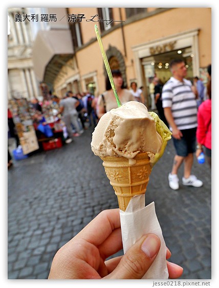 義大利蜜月-羅馬(羅馬競技場、許願池、萬神殿、西班牙階梯) & 羅馬夜遊- Day9 義大利景點