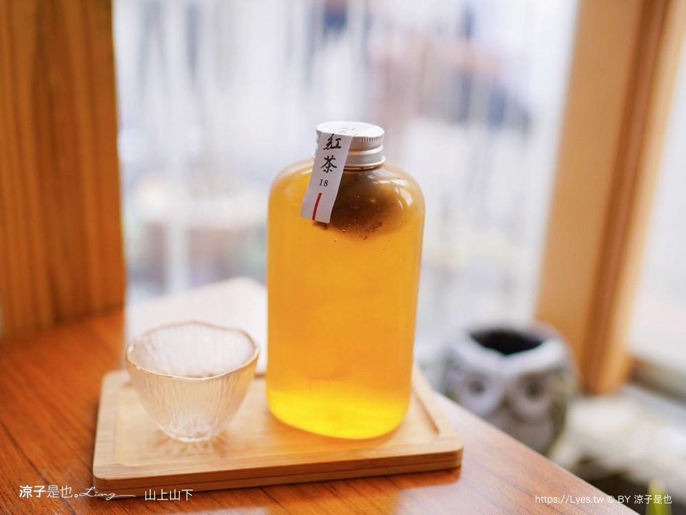 山上山下 菜單 南投埔里美食 山上山下咖哩飯專賣店 桃米村 唐揚雞 炸豬排 唐揚雞 炸豬排