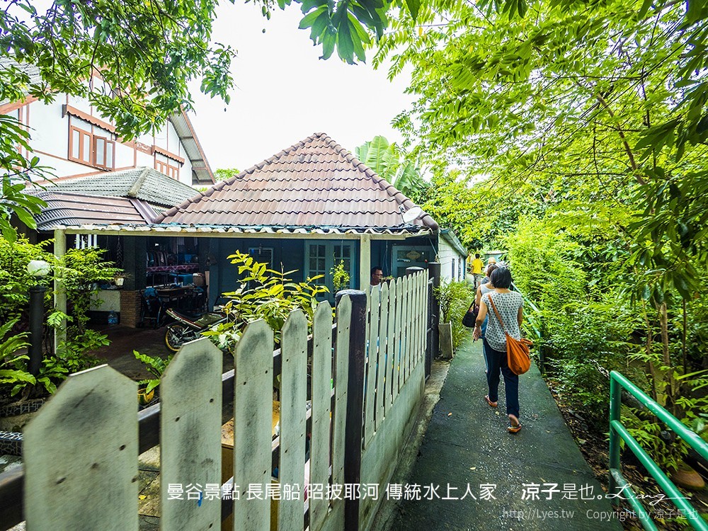 曼谷景點 長尾船 昭披耶河 傳統水上人家