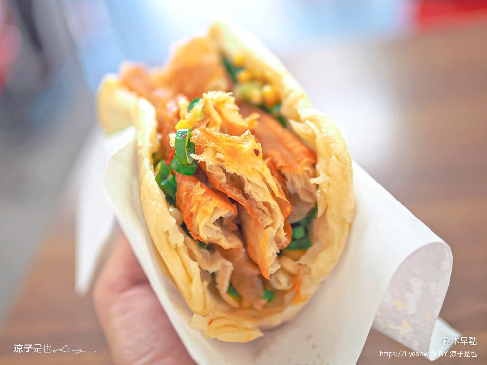 務本早點 燒餅油條 台中北屯早餐美食 原精武路燒餅油條豆漿店搬家 菜單 鹹豆漿 必吃