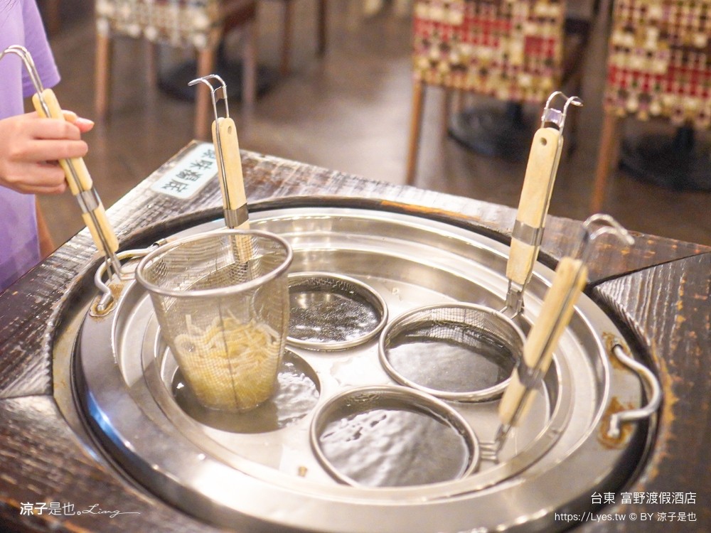 台東富野渡假酒店 台東吃到飽 台東住宿 推薦 一泊二食 宵夜 市區飯店 高cp值 親子飯店 台東美食小吃 吃到飽餐廳