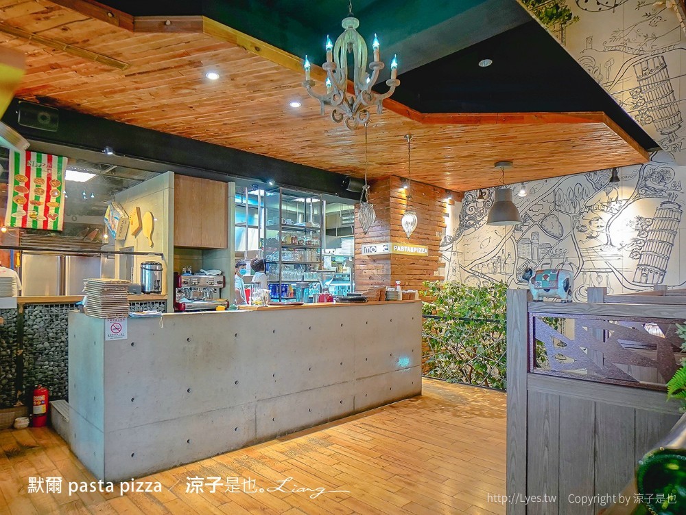 台中-默爾義大利餐廳(附菜單) 北屯人氣義式餐廳 窯烤披薩餅皮香Q軟彈好好吃