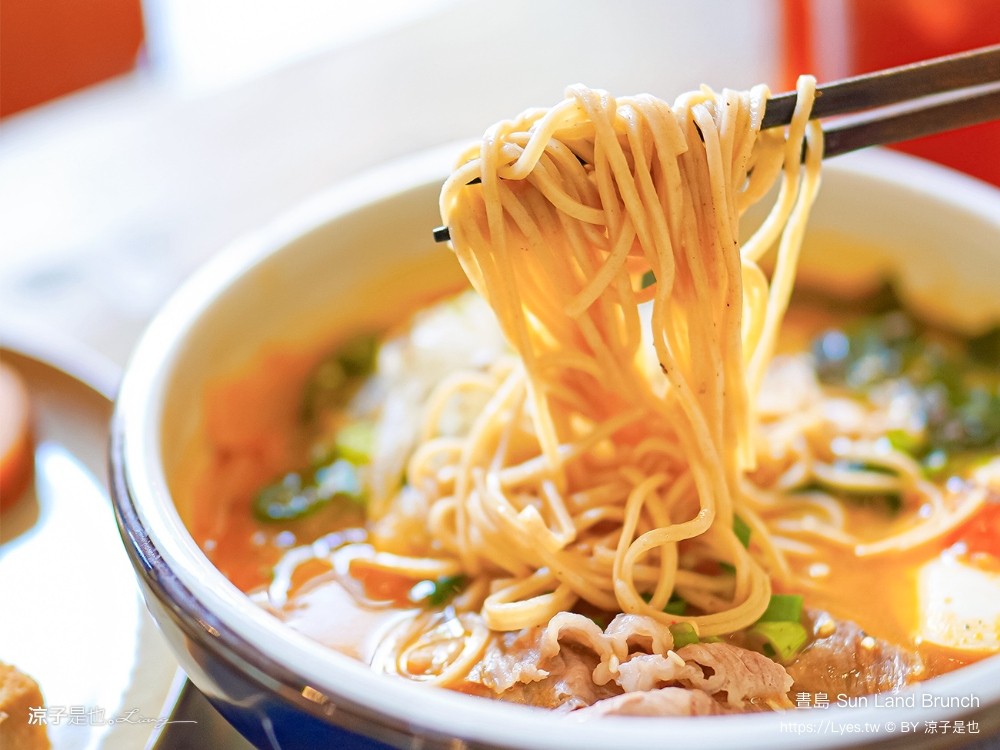 晝島 菜單 台中北屯美食 新開幕 早午餐餐廳推薦 牛肉麵早餐 三明治 sun land brunch