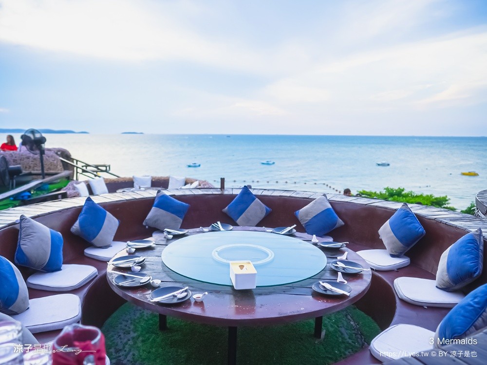 3 Mermaids 美人魚餐廳 芭達雅 Pattaya cafe 鳥巢餐廳 海景餐廳