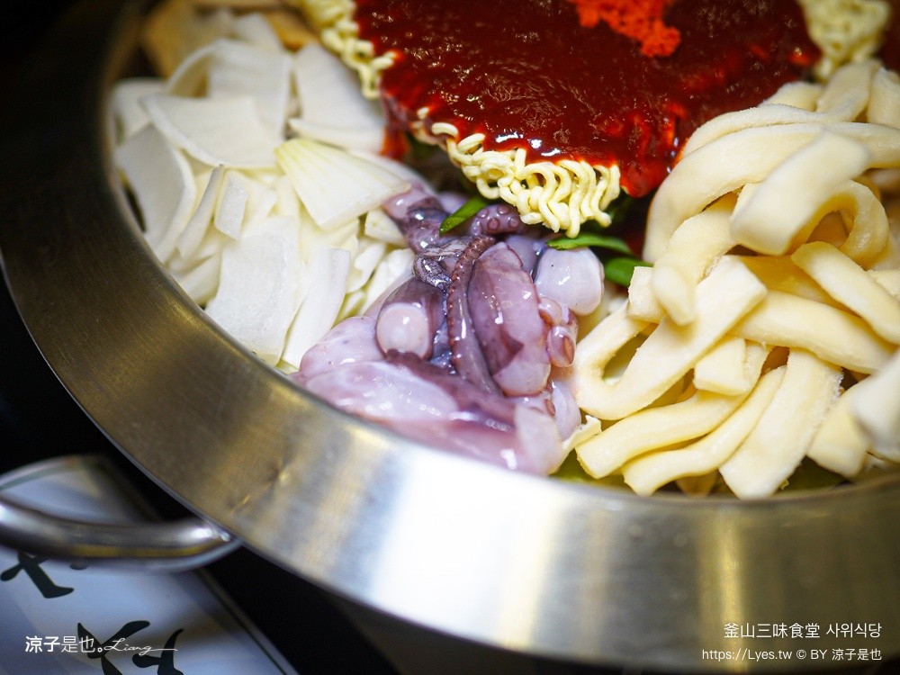 釜山三味食堂 사위식당 台中韓式料理 一中街美食 一中街韓式料理 台中新開幕餐廳