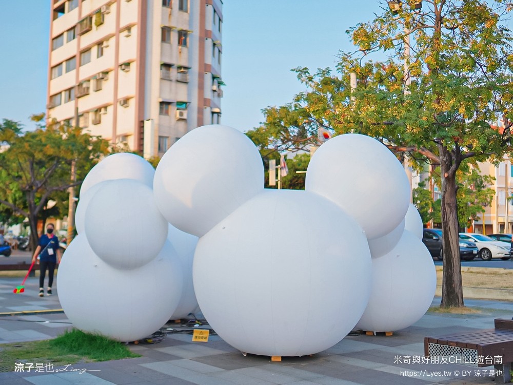 超巨大米奇米妮 台南安平景點 10公尺身高 米奇與好 迪士尼 親子 旅遊景點