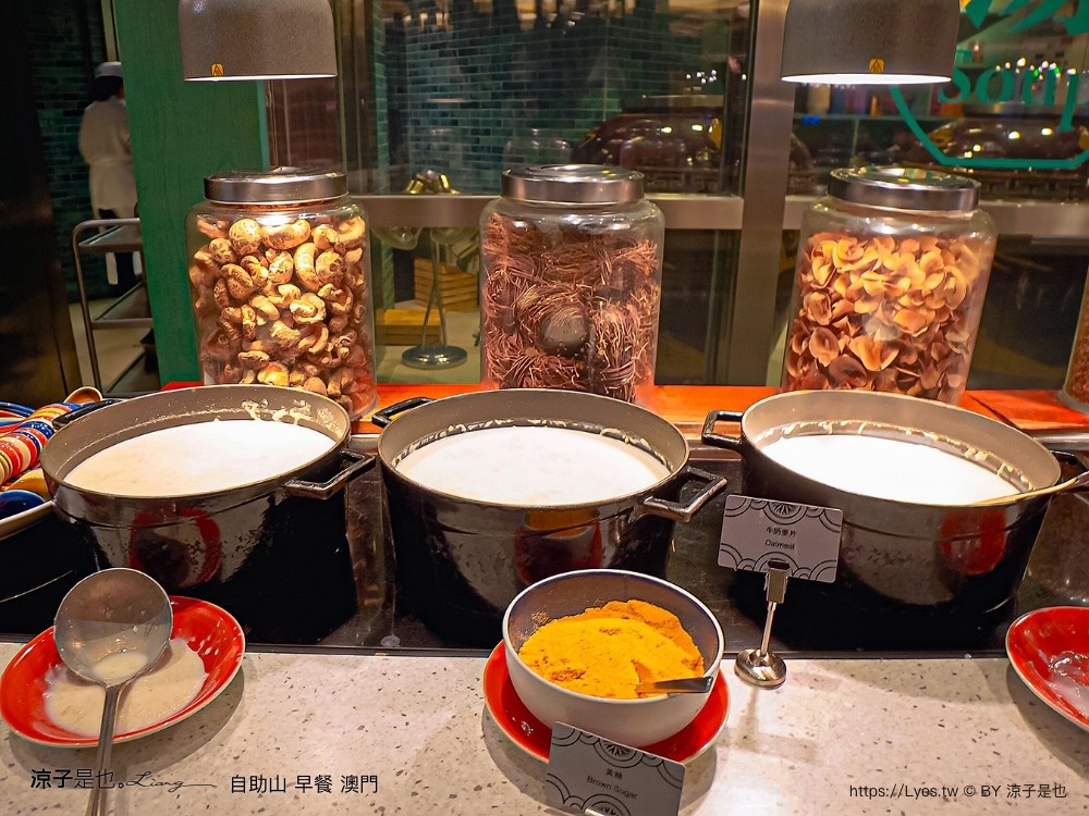 上葡京綜合度假村 澳門飯店推薦 澳門 上葡京酒店 位置 穿梭接泊巴士 早餐 自助山 buffet 泳池 房價 親子住宿 兒童設施