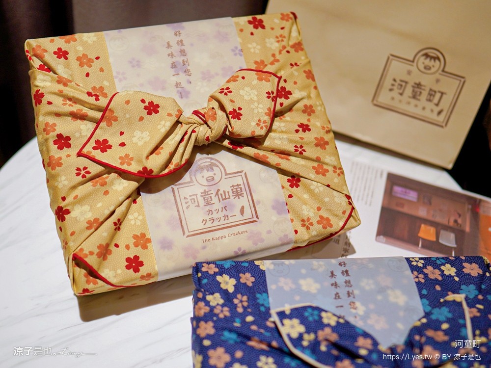 河童町 台南新景點 安平 親子景點 伴手禮美食 蝦餅 昭和復古風商店街，日式打卡點