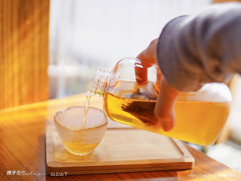 山上山下 菜單 南投埔里美食 山上山下咖哩飯專賣店 桃米村 唐揚雞 炸豬排 唐揚雞 炸豬排