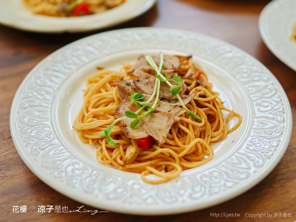 花樓三店 菜單 台南景觀餐廳 義大利麵 咖啡館 正興街 國華街美食 Follow Coffee III